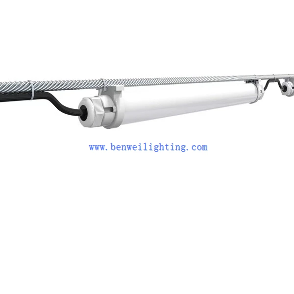 Tri Proof Light Used For Poultry Farm